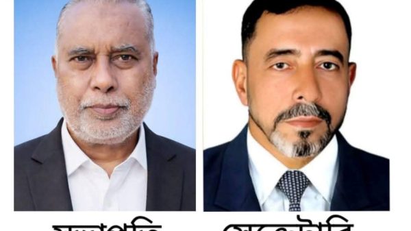 নোয়াখালী সাংবাদিক ইউনিয়ন এনইউজে নতুন কমিটি ২০২৬ পরিচিতি সভার দৃশ্য।